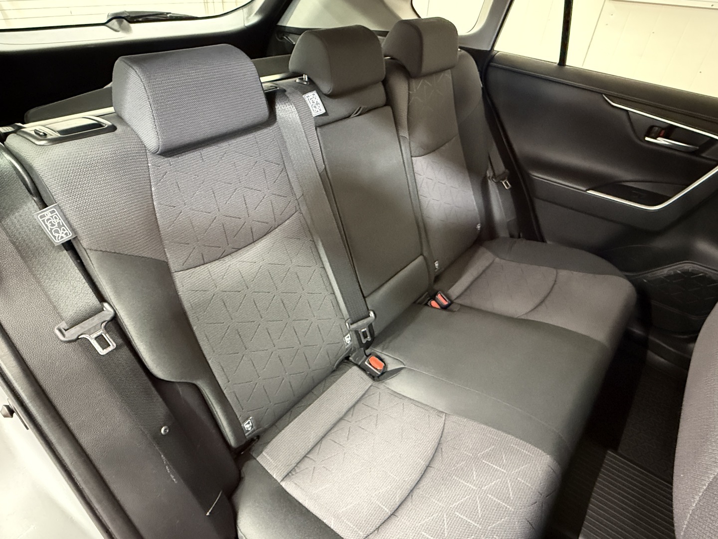 TOYOTA RAV4 2019