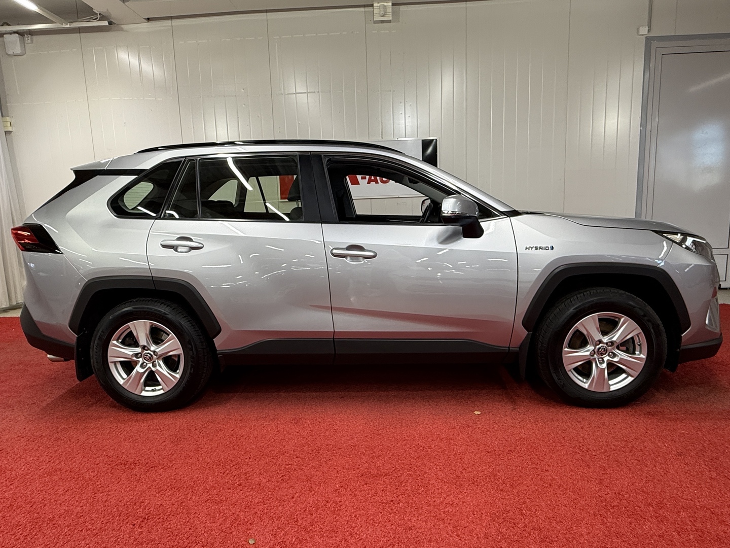 TOYOTA RAV4 2019