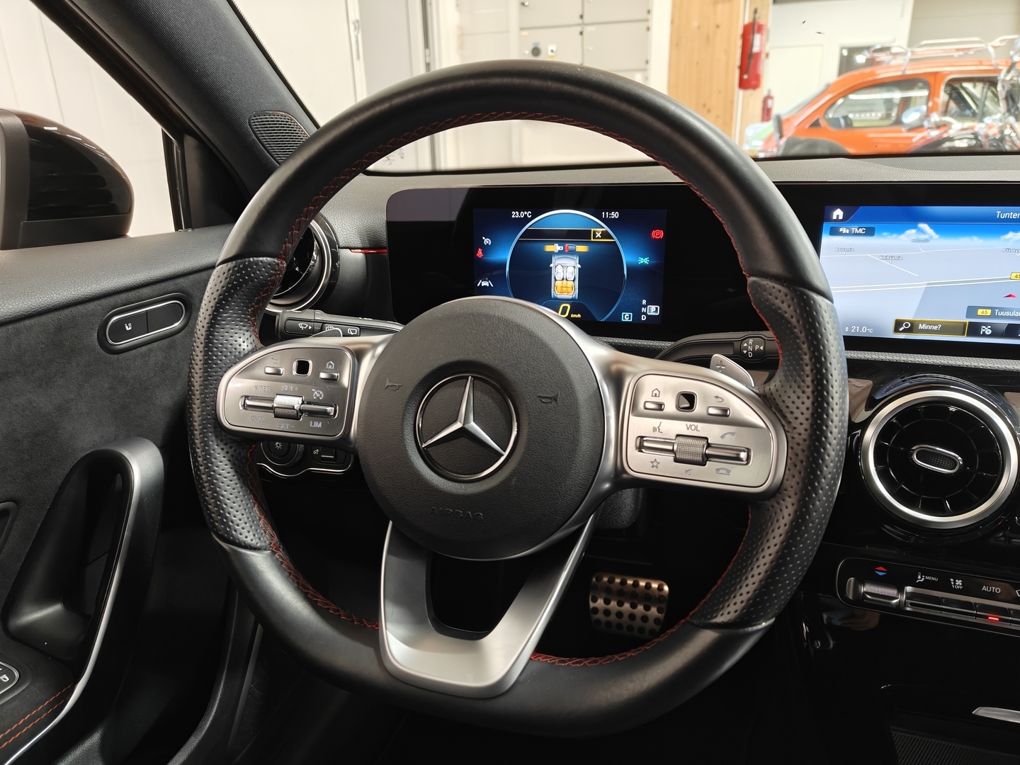 MERCEDES-BENZ A 2021