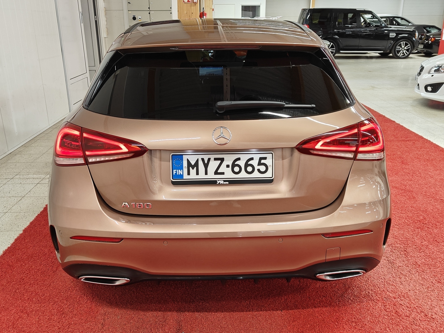 MERCEDES-BENZ A 2021