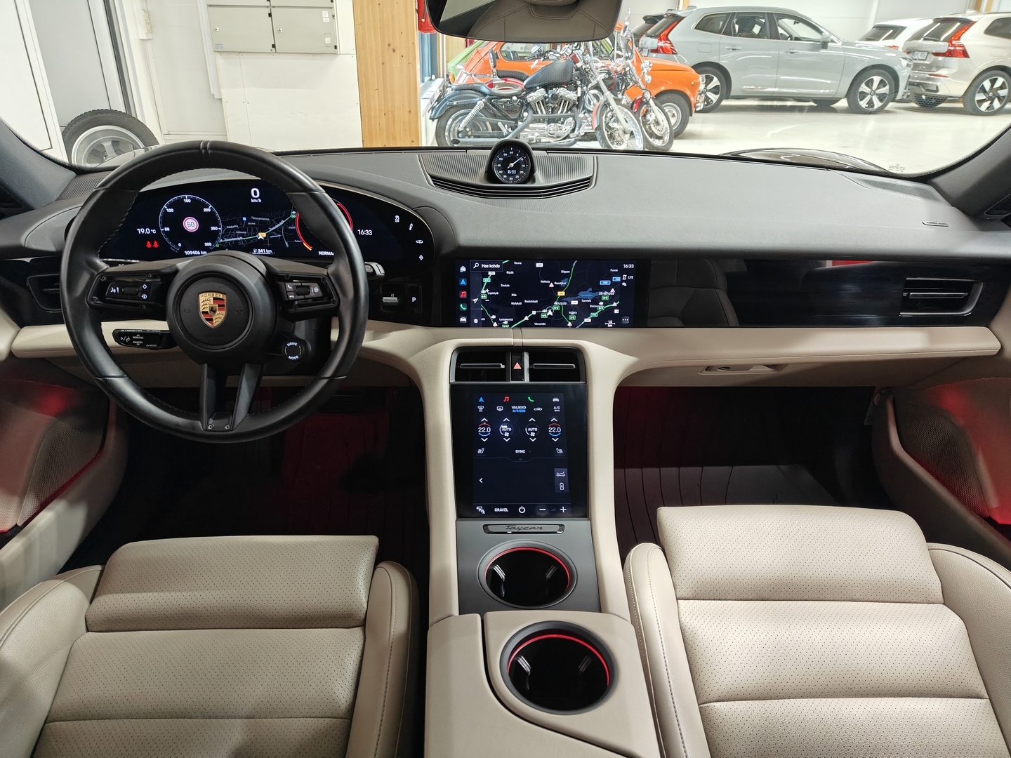PORSCHE Taycan 2023