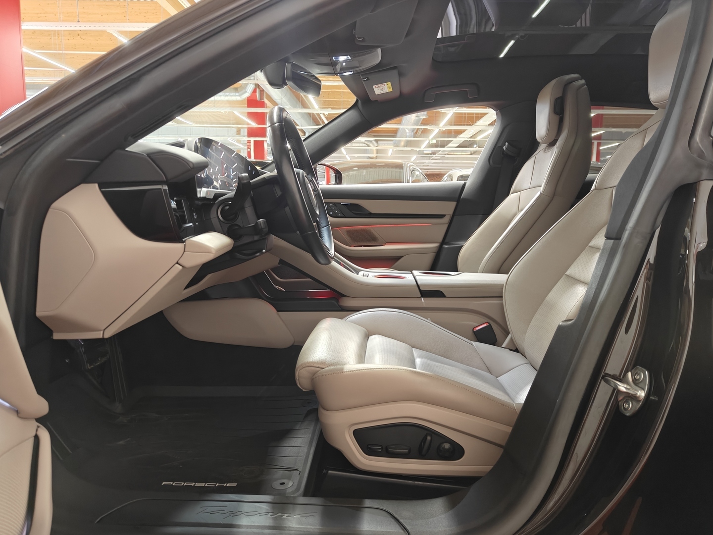 PORSCHE Taycan 2023