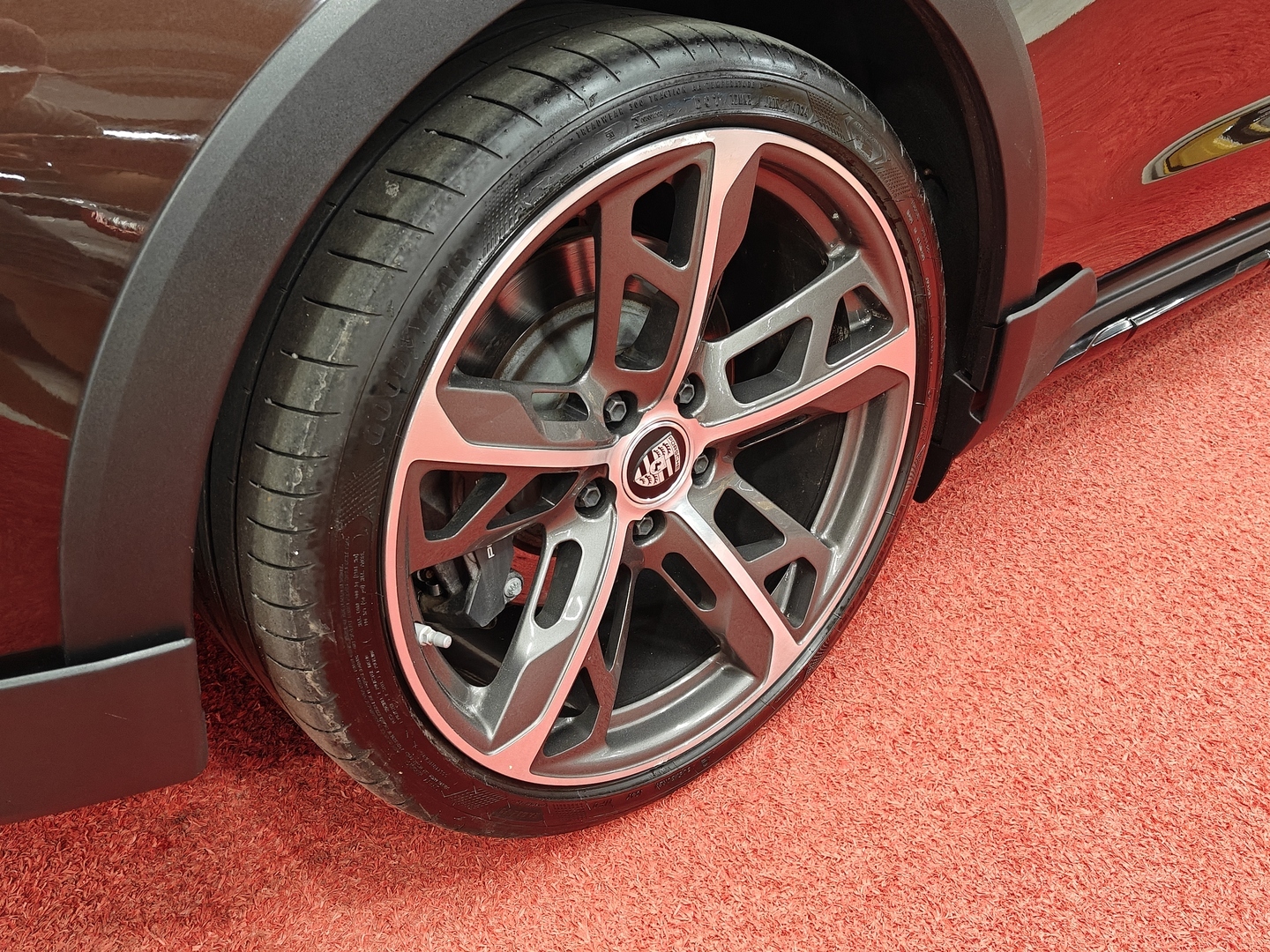 PORSCHE Taycan 2023