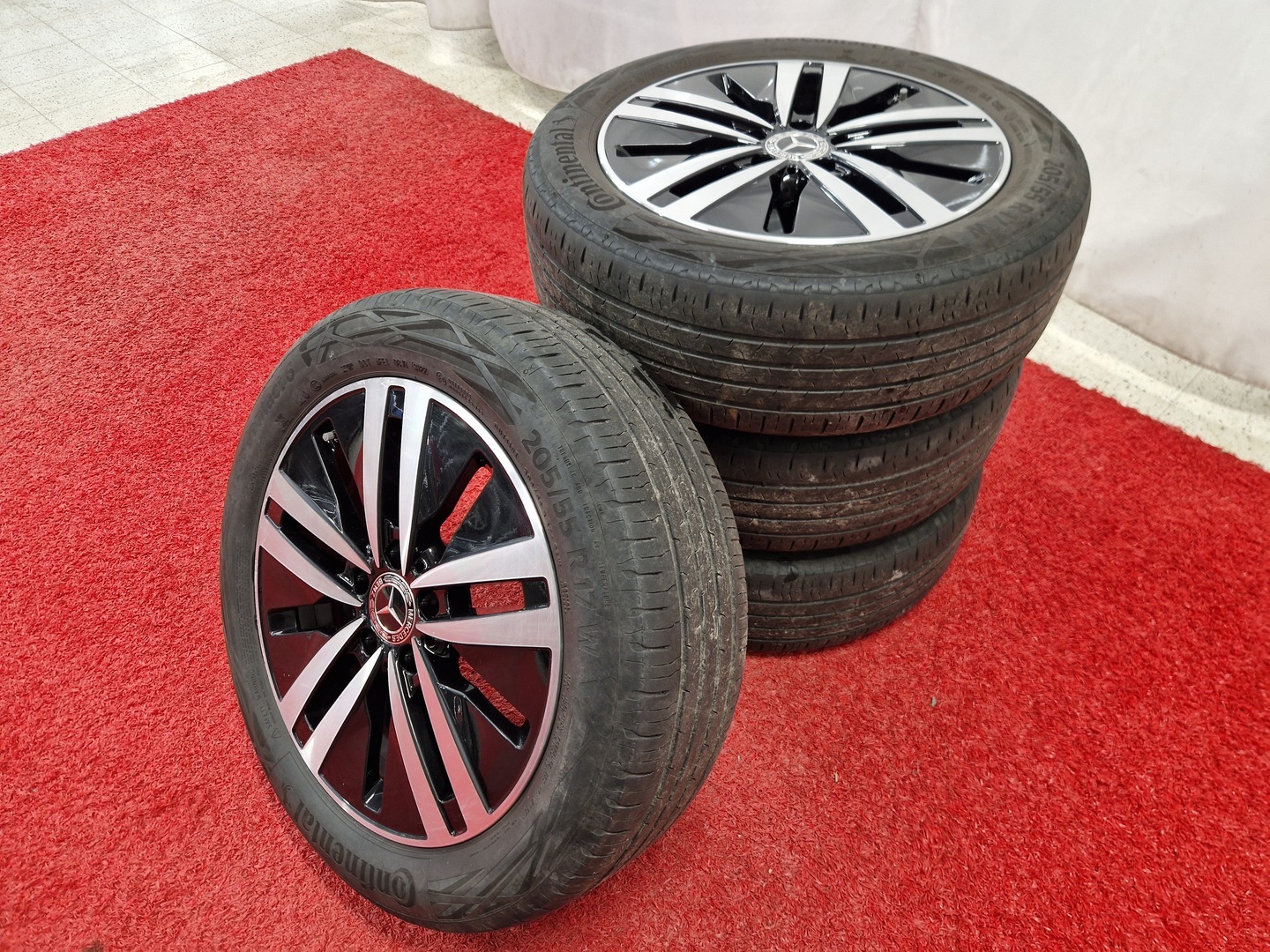 MERCEDES-BENZ A 2023