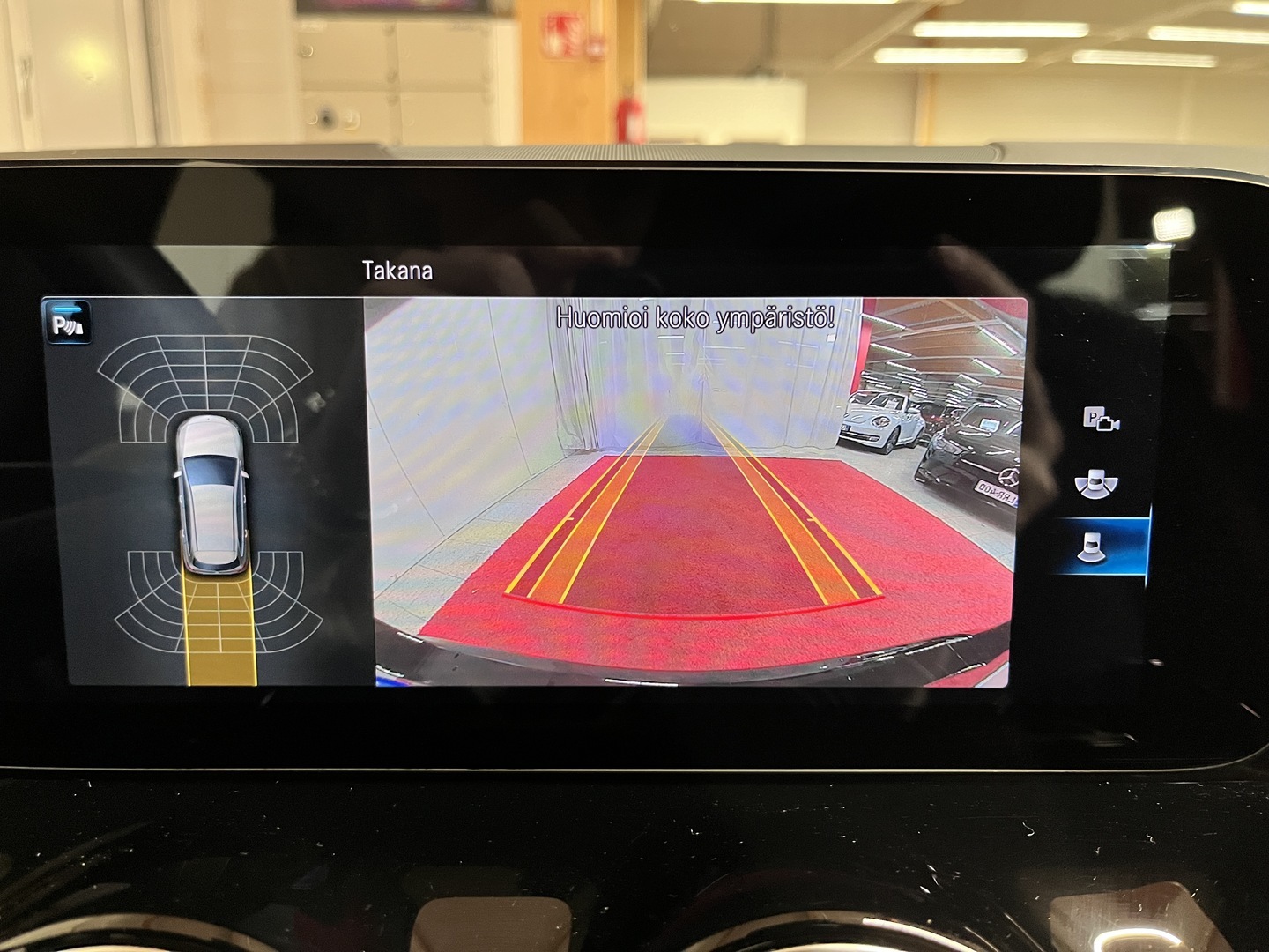 MERCEDES-BENZ B 2023