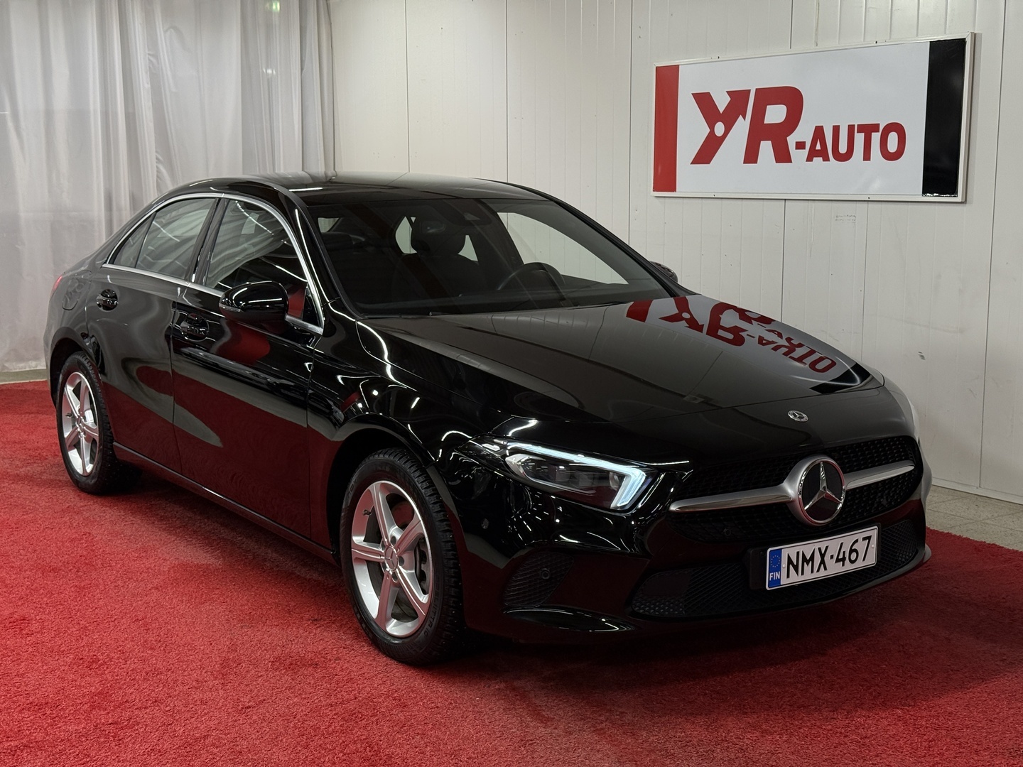 MERCEDES-BENZ A 2023