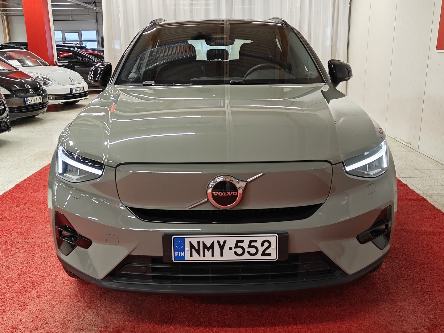 VOLVO XC40 2023