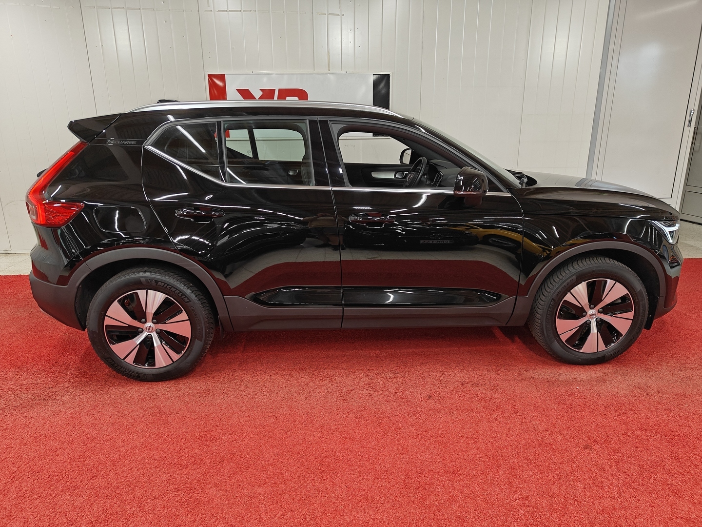 VOLVO XC40 2023