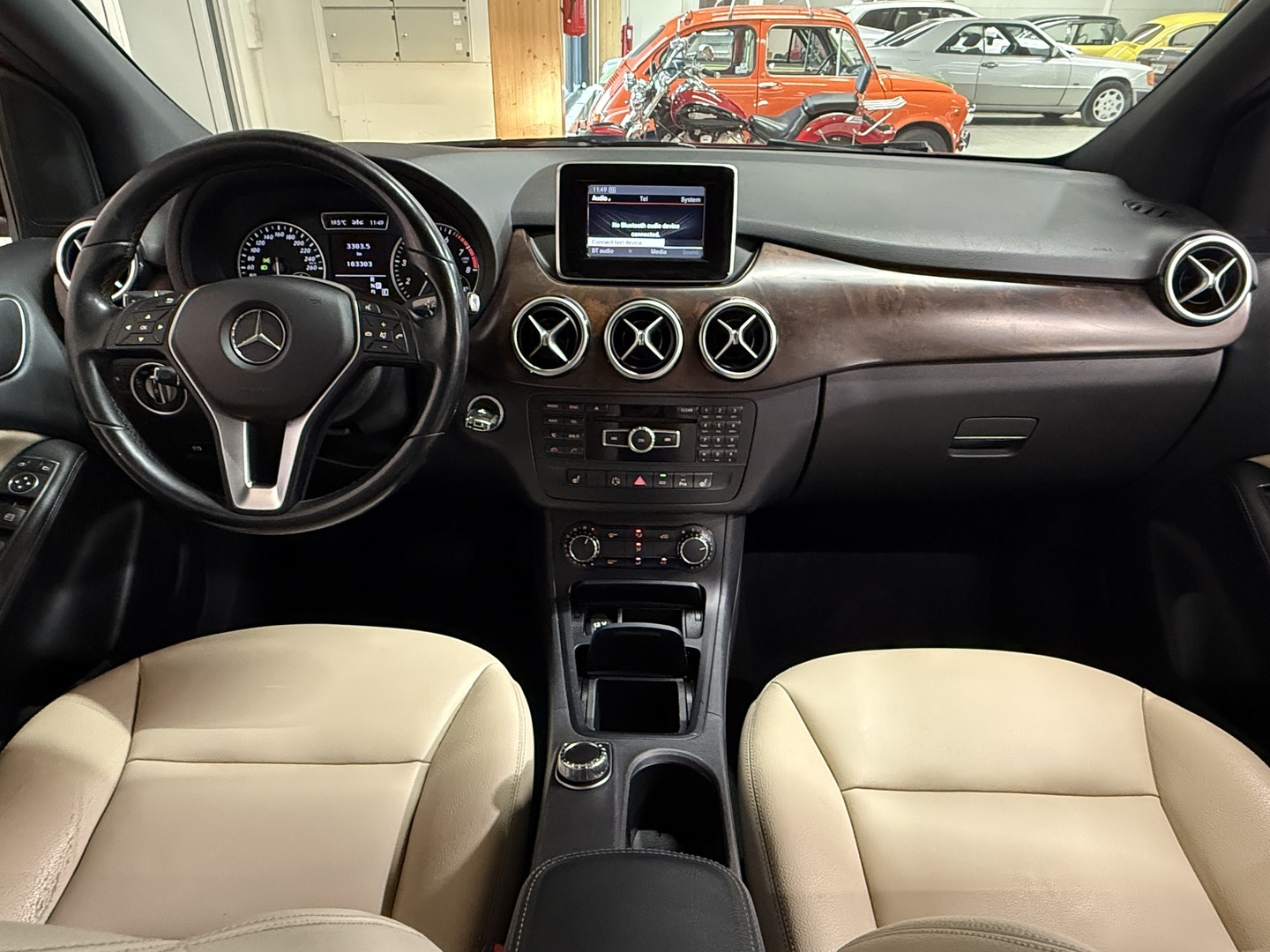 MERCEDES-BENZ B 2012