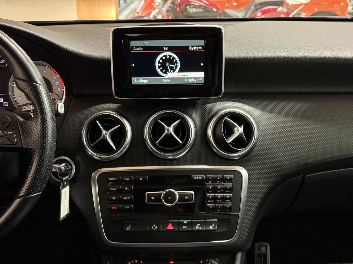 MERCEDES-BENZ A 2013