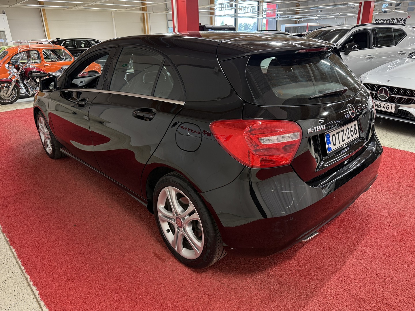 MERCEDES-BENZ A 2013