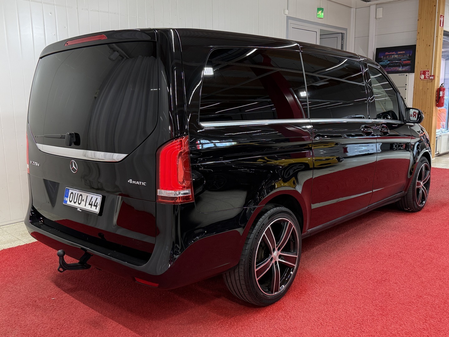 MERCEDES-BENZ V 3