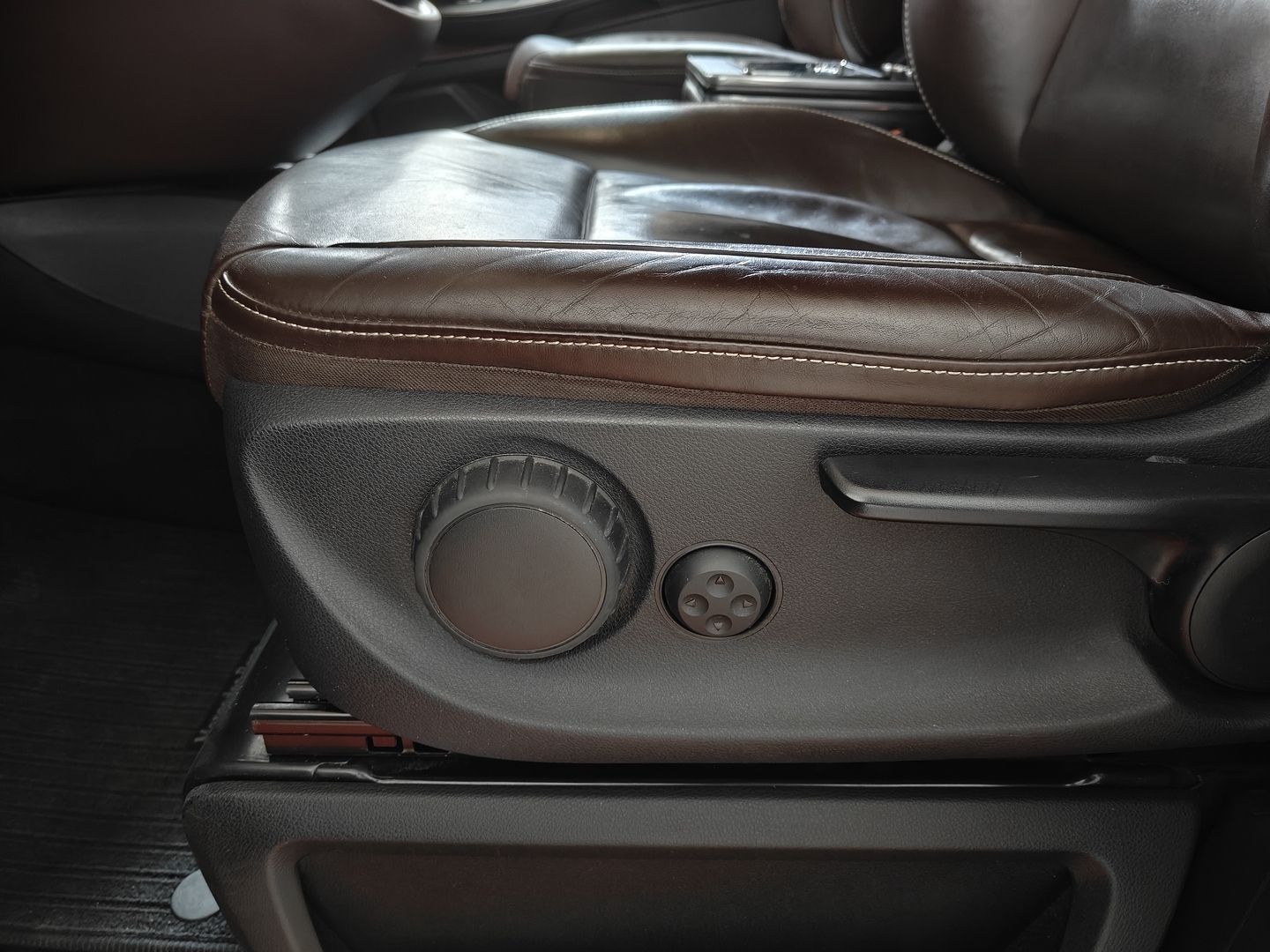 MERCEDES-BENZ V 9