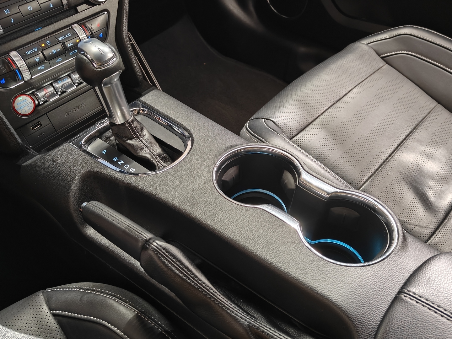 FORD Mustang 2015