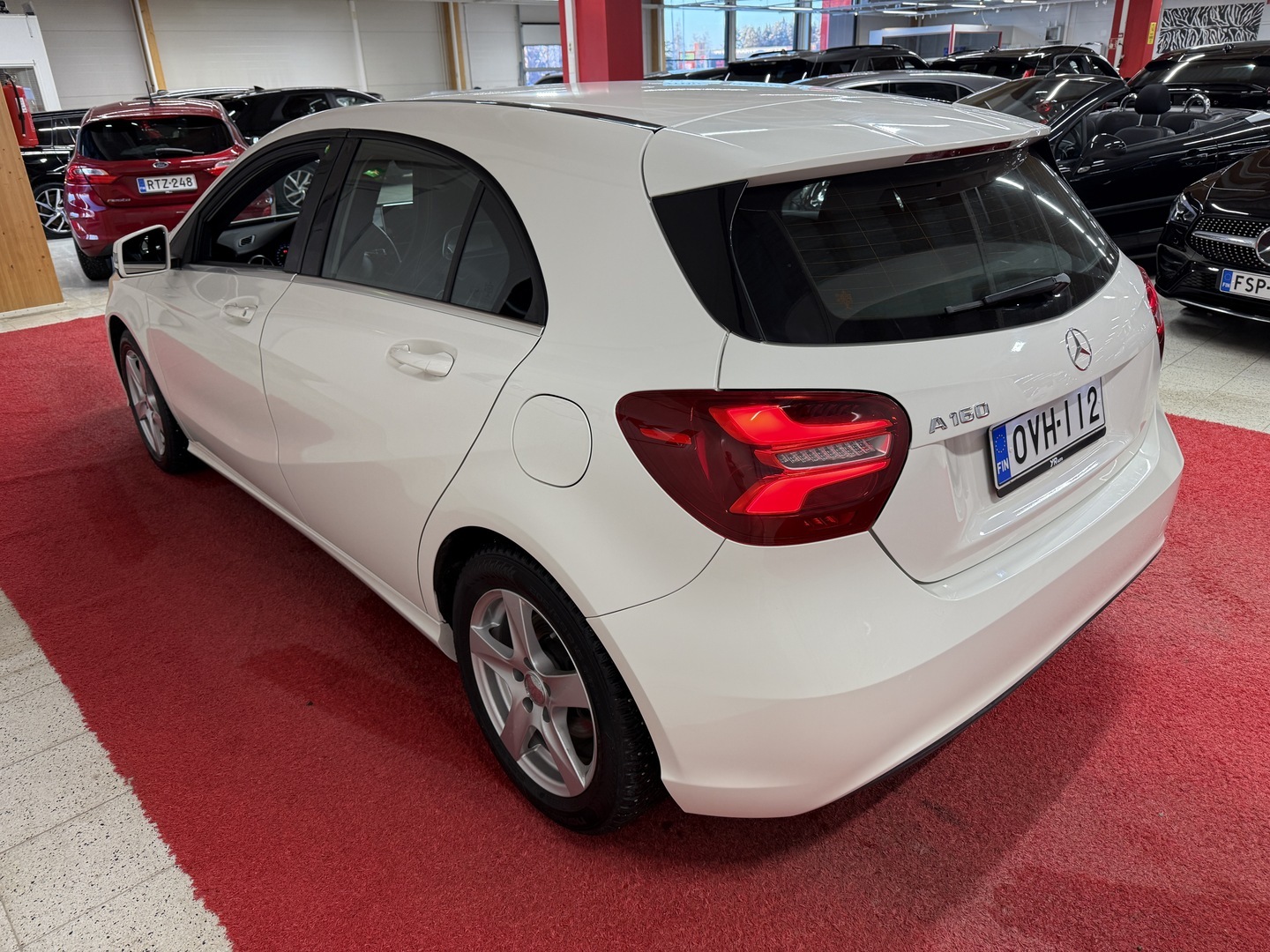 MERCEDES-BENZ A 2016