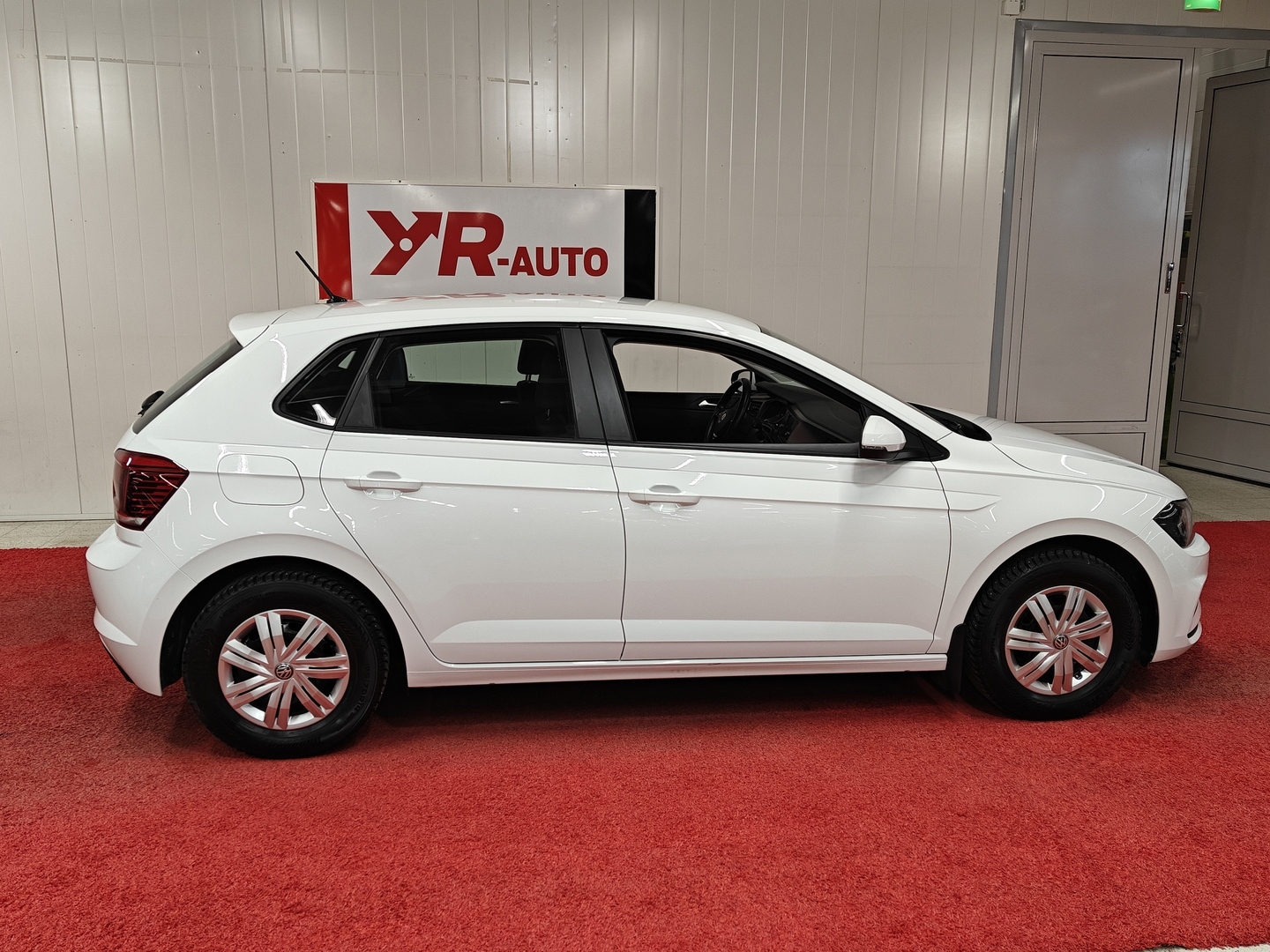 VOLKSWAGEN Polo 2020