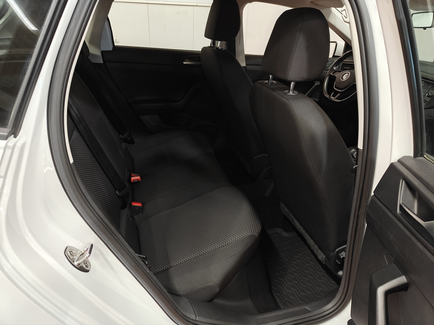 VOLKSWAGEN Polo 2020