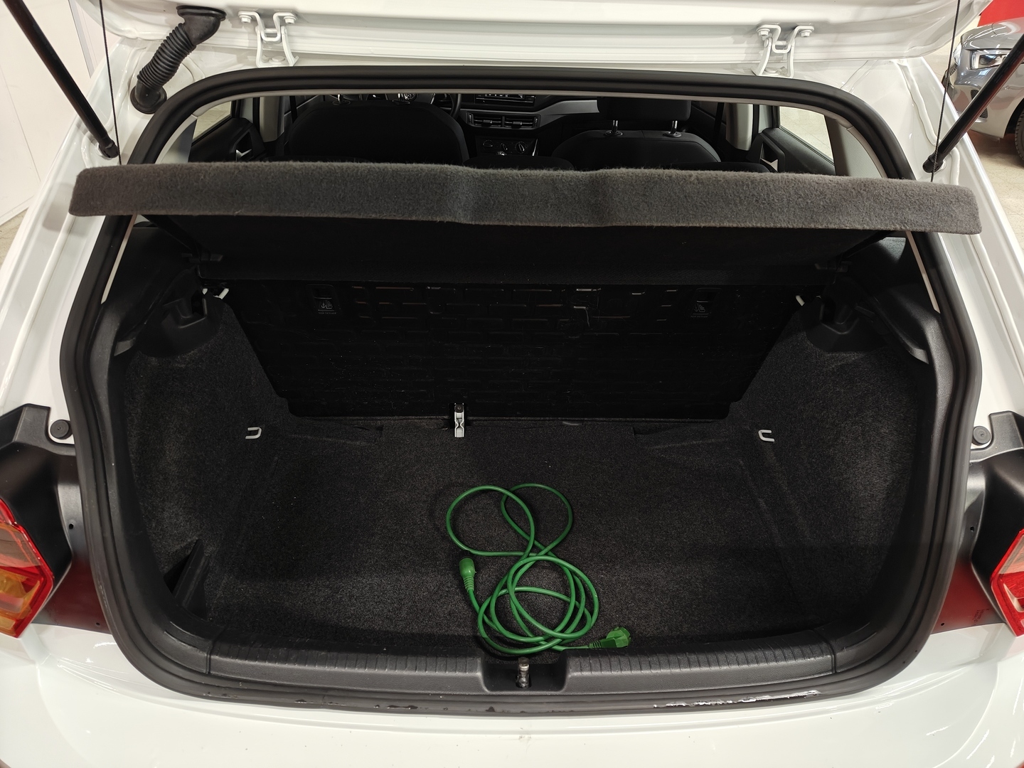 VOLKSWAGEN Polo 2020