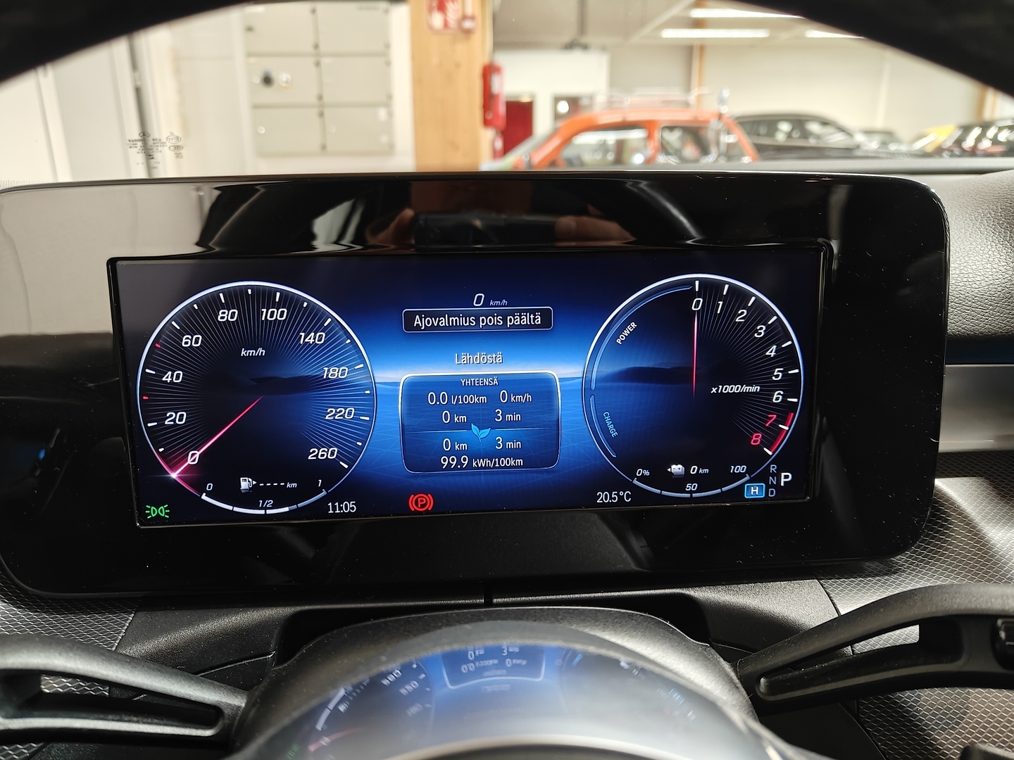 MERCEDES-BENZ C 2023