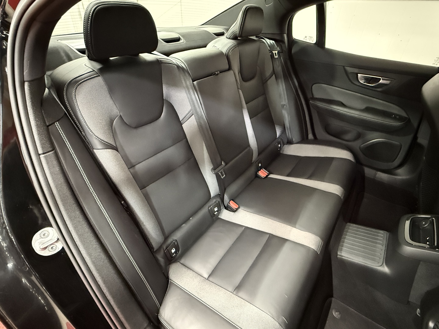 VOLVO S60 19