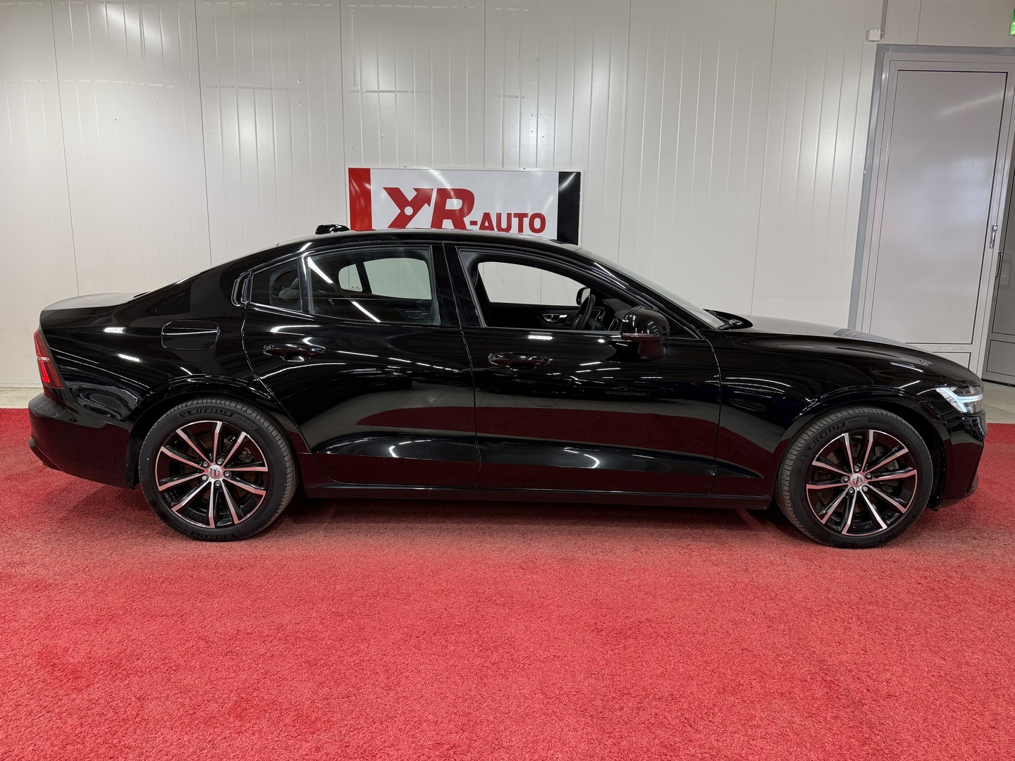 VOLVO S60 2