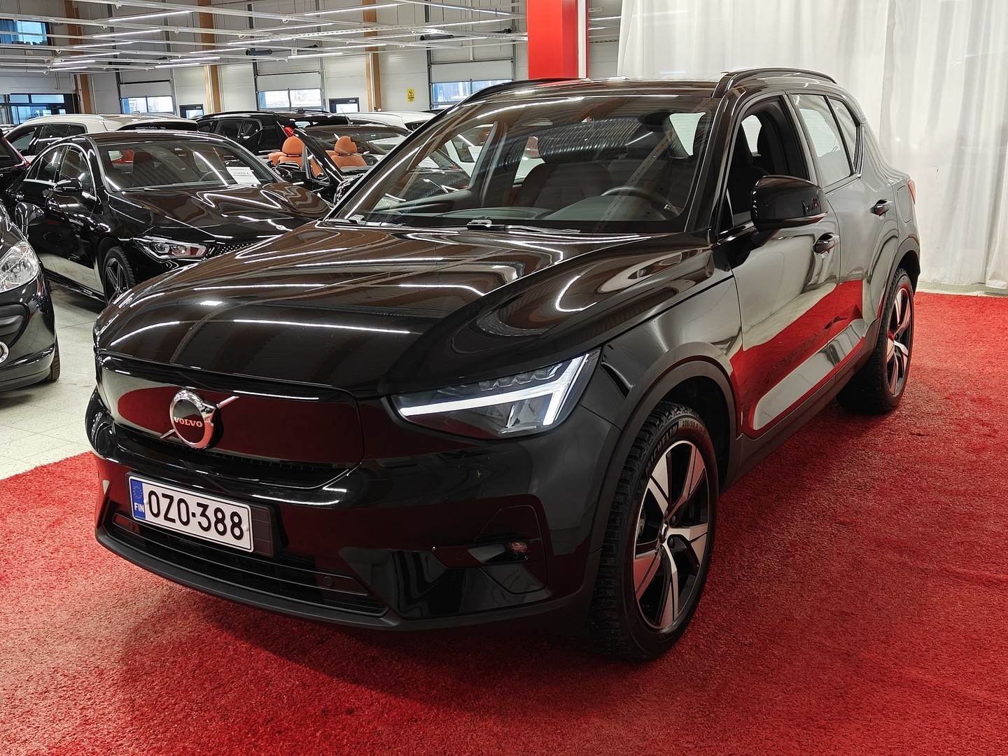 VOLVO XC40 2023