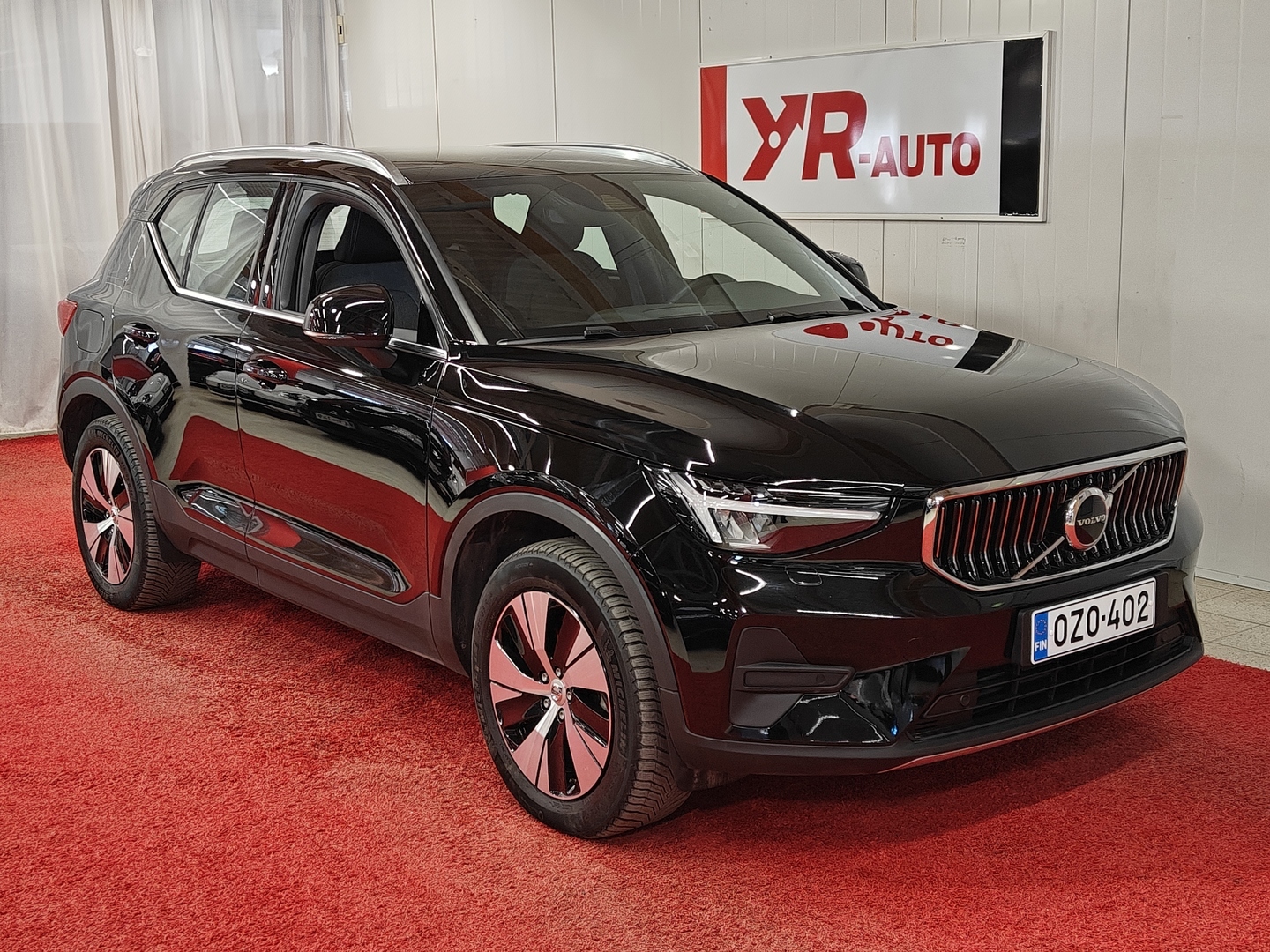 VOLVO XC40 2023