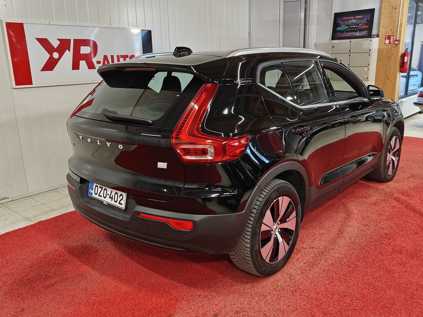 VOLVO XC40 2023