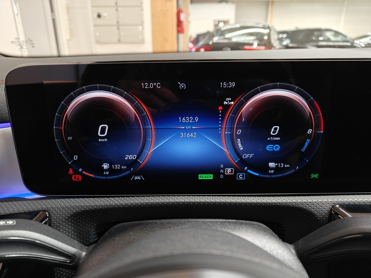 MERCEDES-BENZ CLA 2023