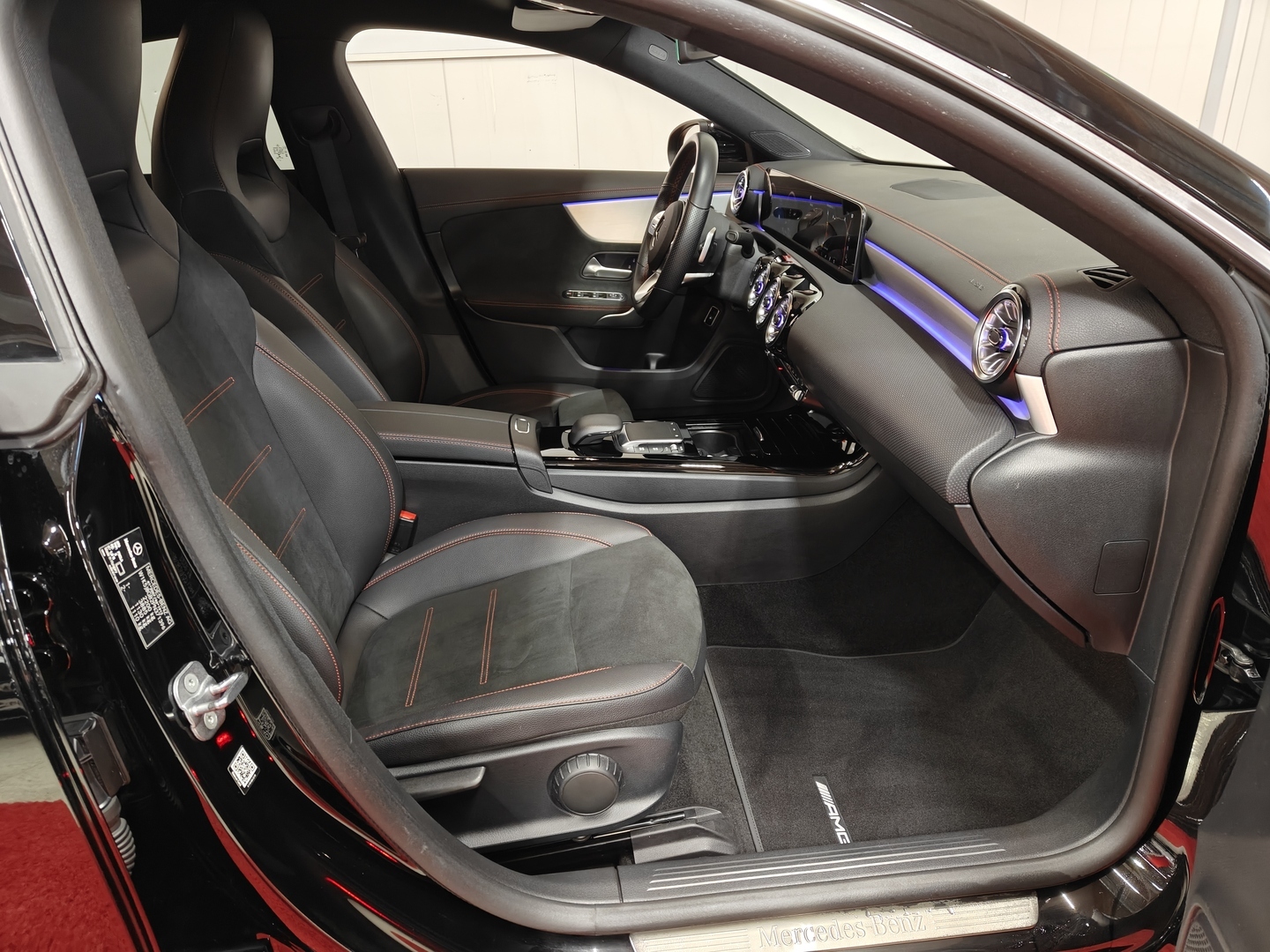 MERCEDES-BENZ CLA 2023