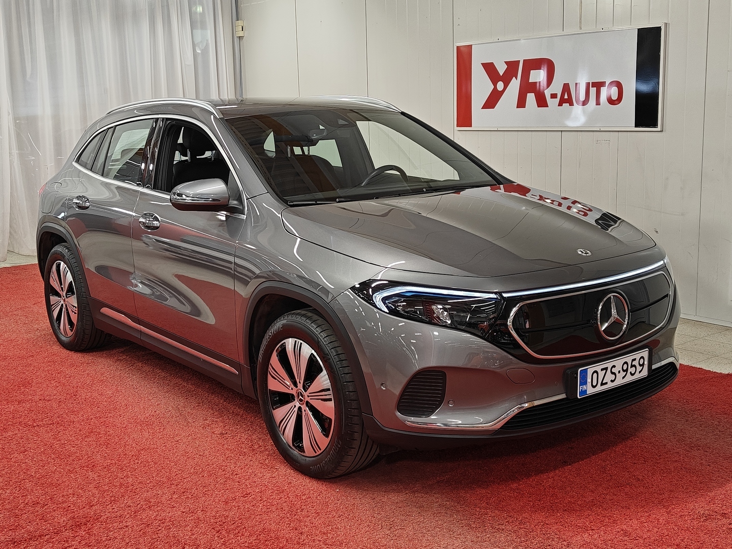 MERCEDES-BENZ EQA 2023