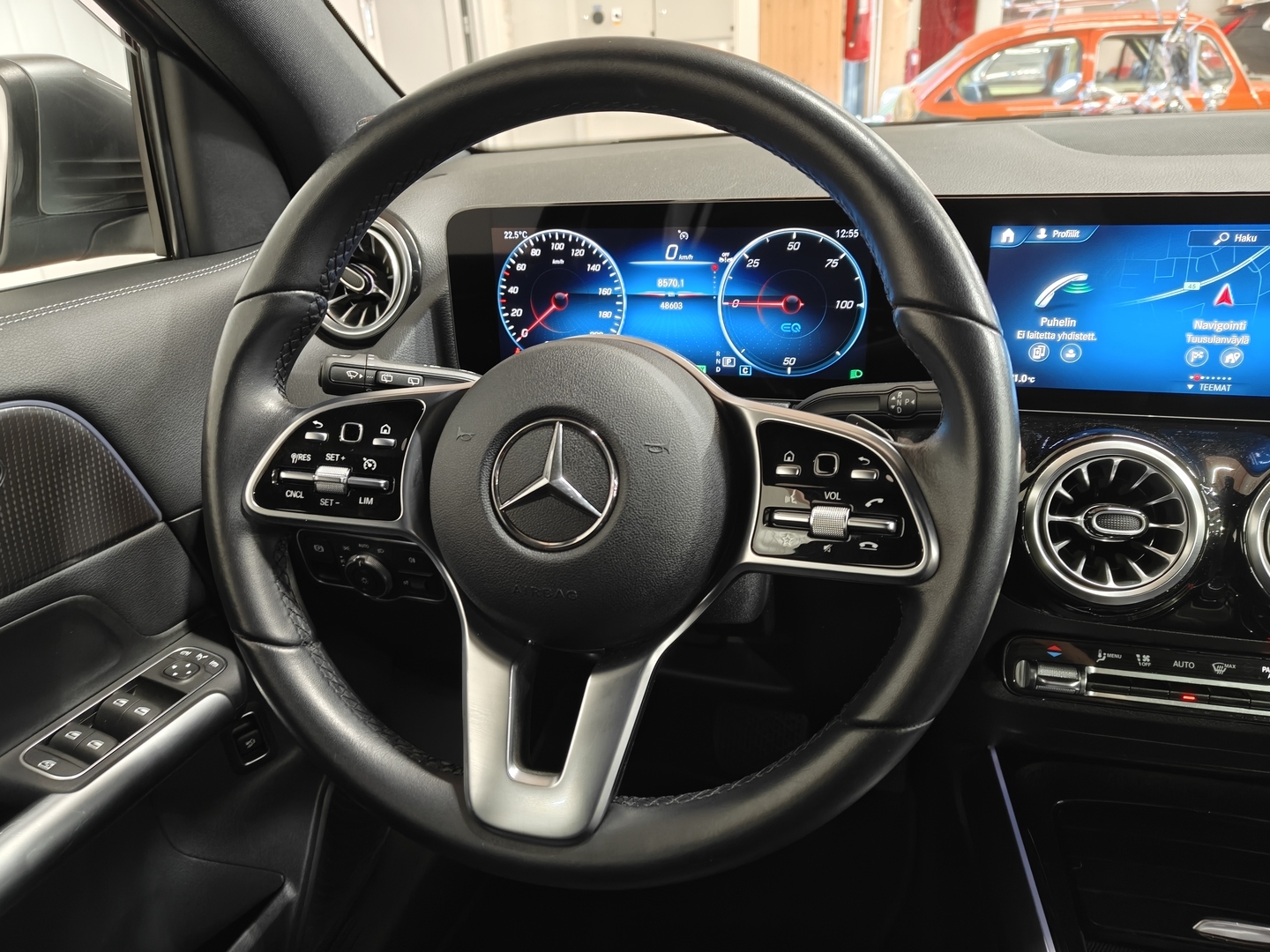 MERCEDES-BENZ EQA 2023
