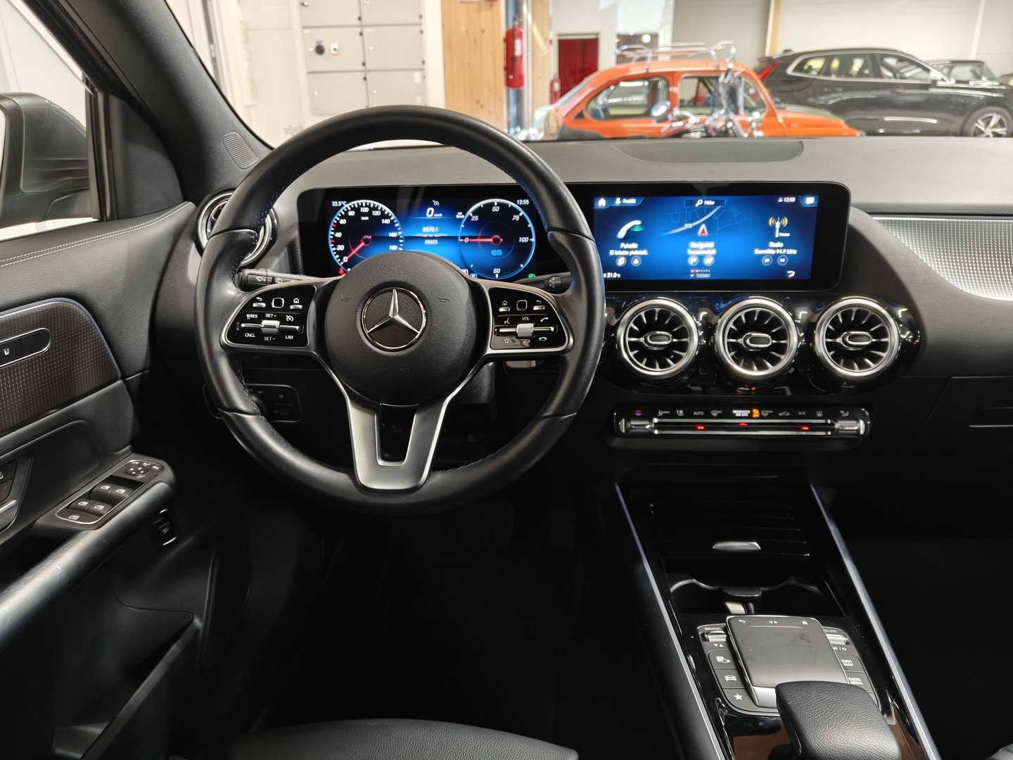 MERCEDES-BENZ EQA 2023