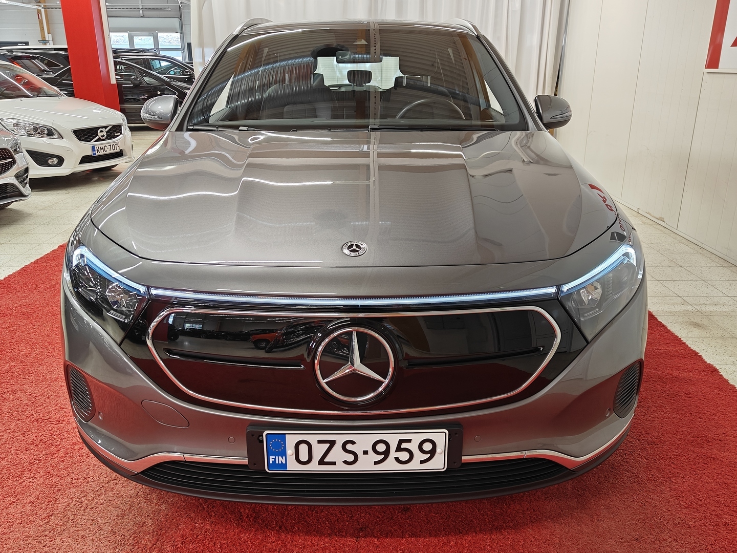 MERCEDES-BENZ EQA 2023