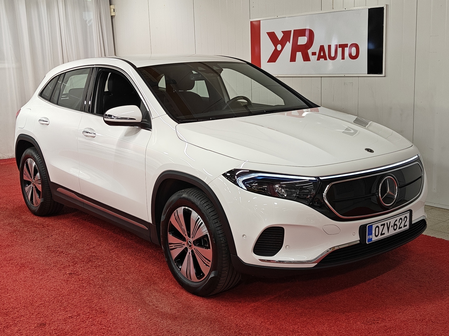 MERCEDES-BENZ EQA 2023