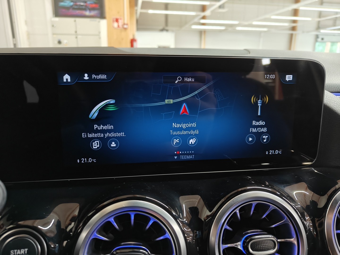 MERCEDES-BENZ EQA 2023