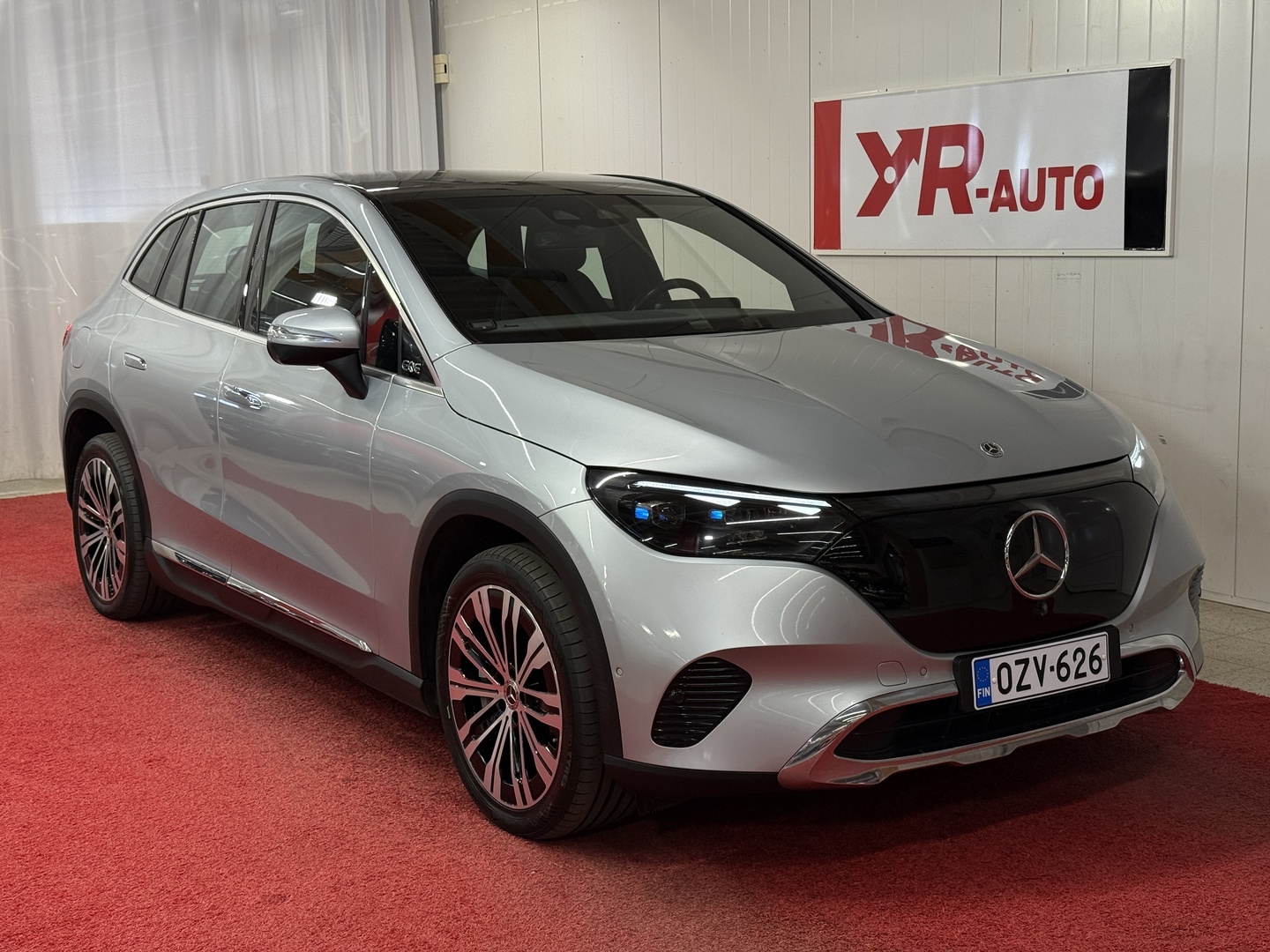 MERCEDES-BENZ EQE SUV 2023