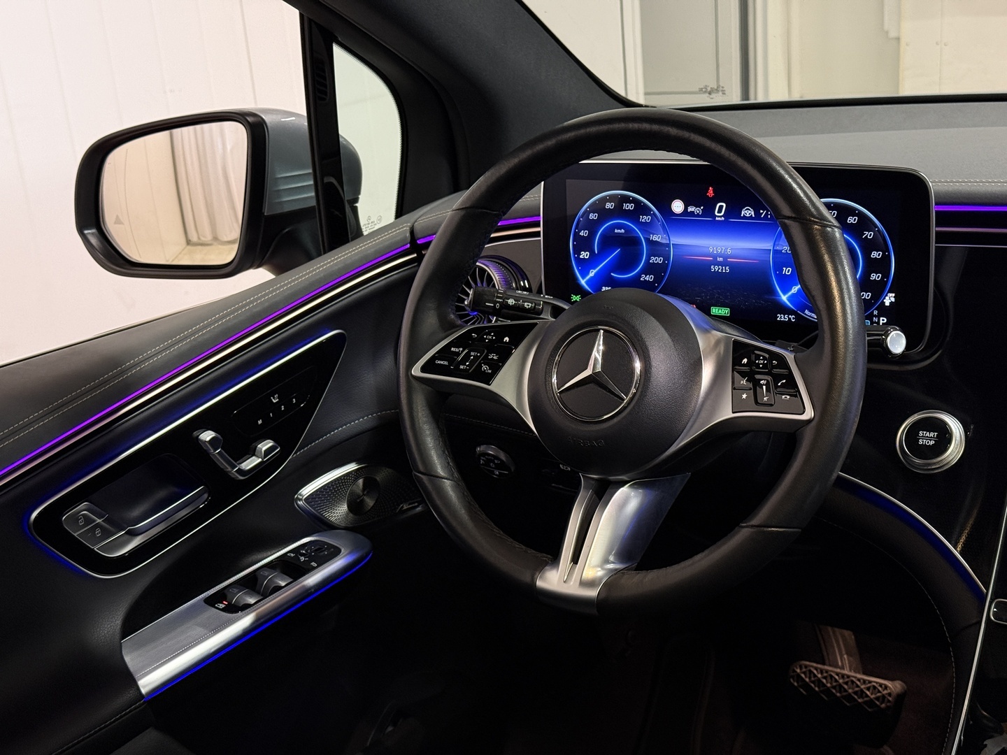 MERCEDES-BENZ EQE SUV 2023