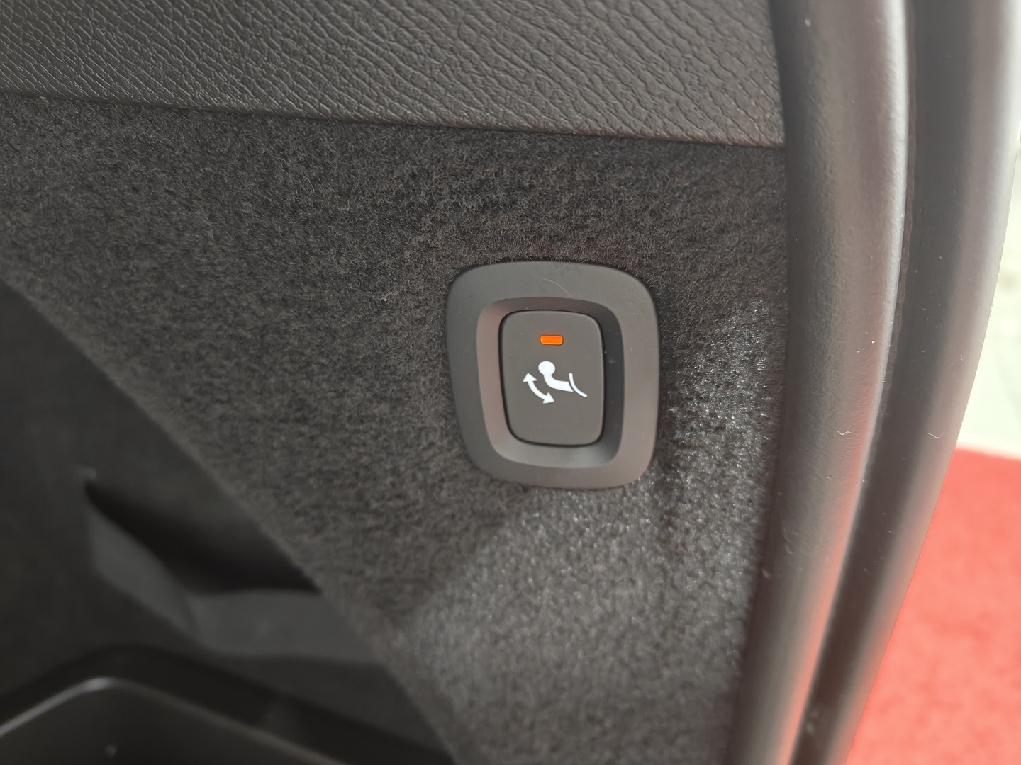 VOLVO XC90 2023