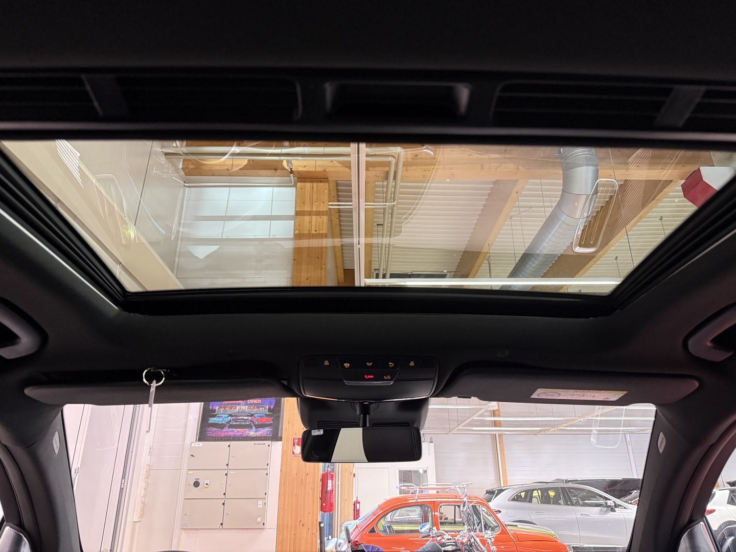 MERCEDES-BENZ EQC 2023