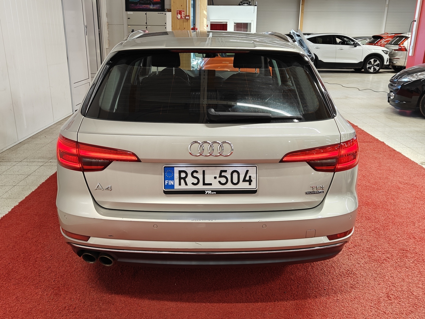 AUDI A4 2016
