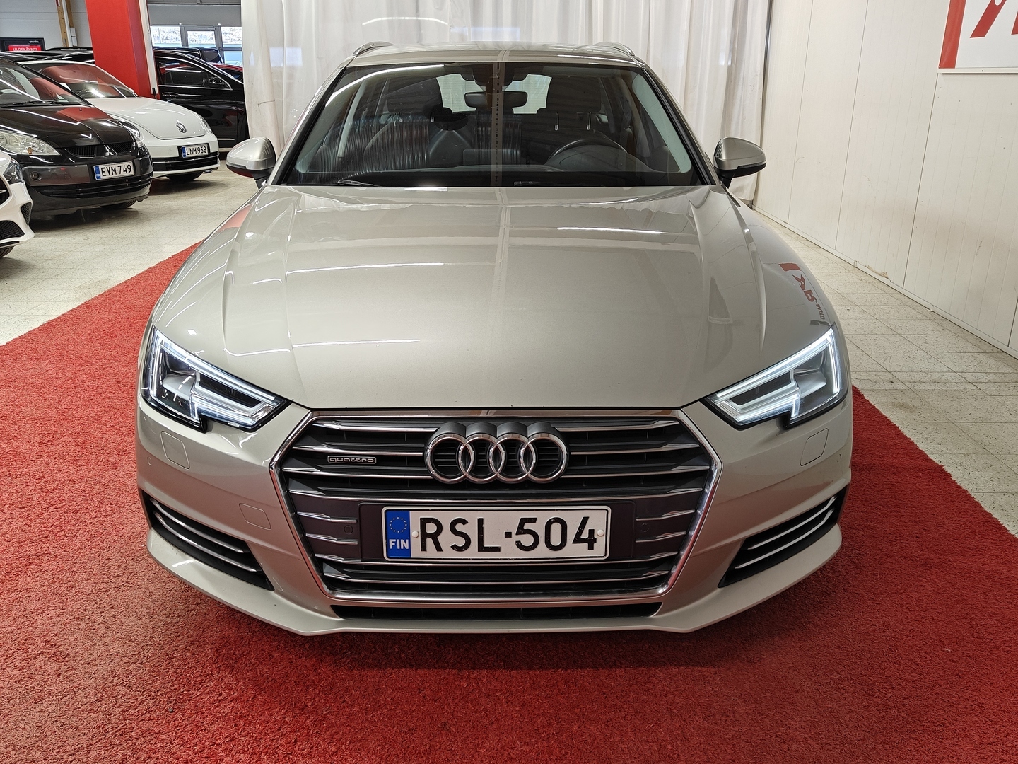 AUDI A4 2016