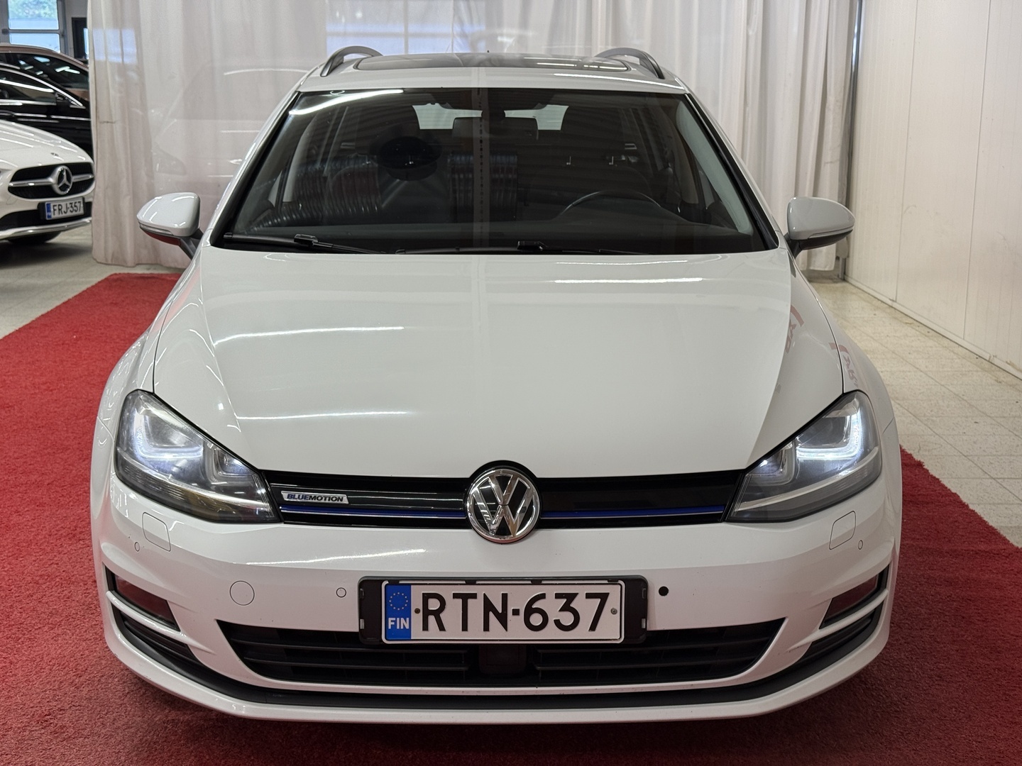 VOLKSWAGEN Golf 2015