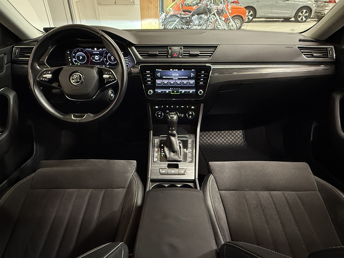 SKODA Superb 2022