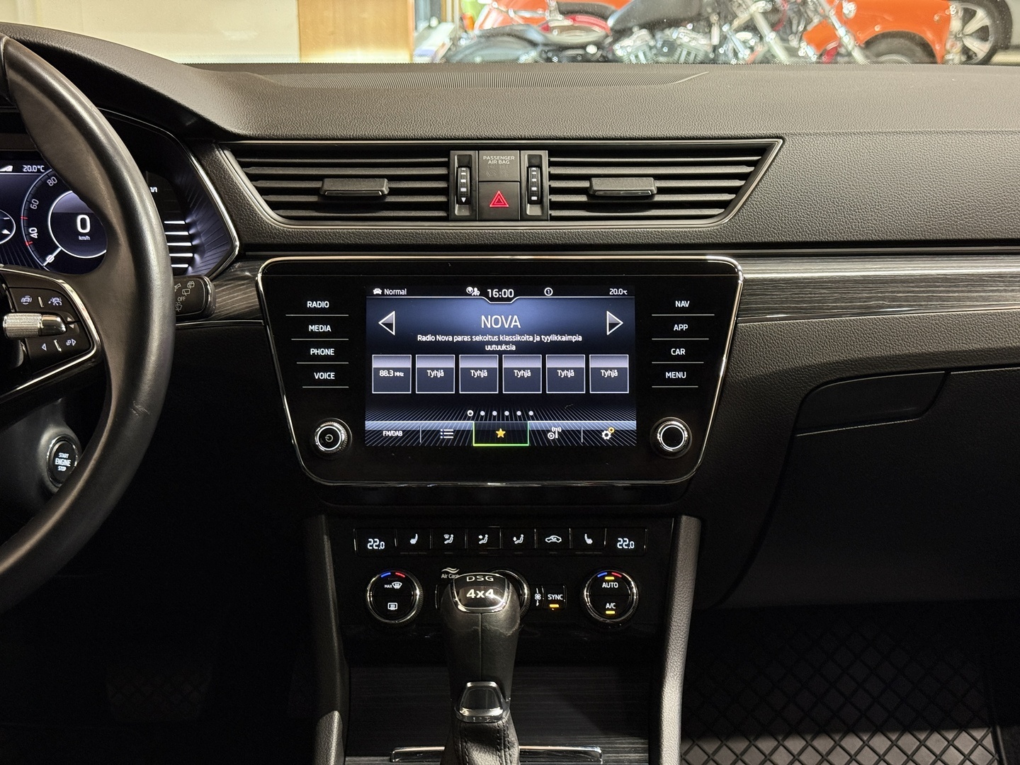 SKODA Superb 2022