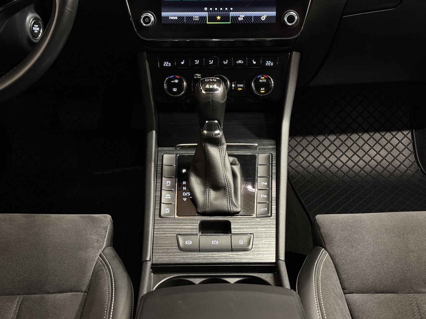SKODA Superb 2022
