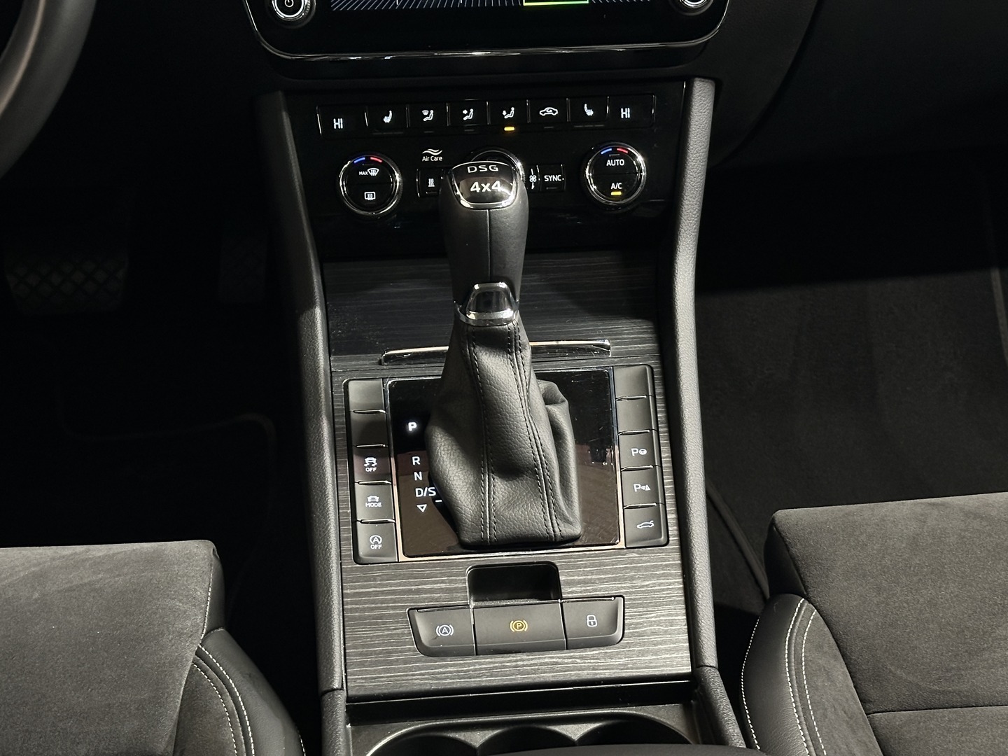 SKODA Superb 2022