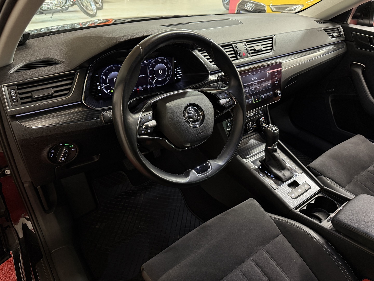 SKODA Superb 2022