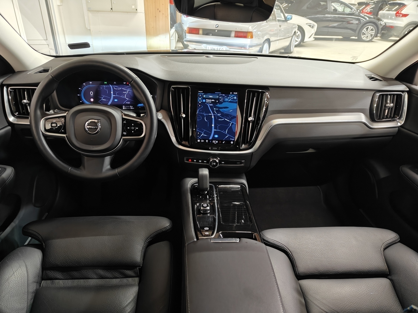 VOLVO V60 2023