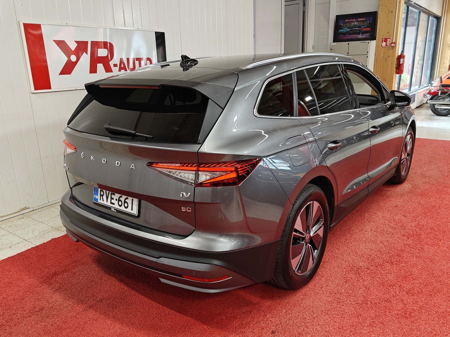 SKODA Enyaq 2023